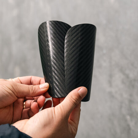 GIOCA CARBON ELITE SHIN GUARDS